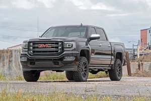 GMC Sierra 1500 Suspension Lift Kit - Rough Country - 3.5 Inch Lift Kit | Alum/Cast Steel - '07-'16